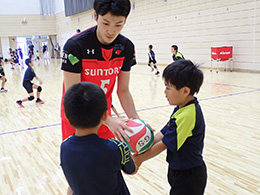 Holding sports workshops