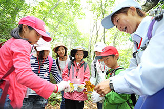 Suntory Mizuiku-Education Program for Nature and Water