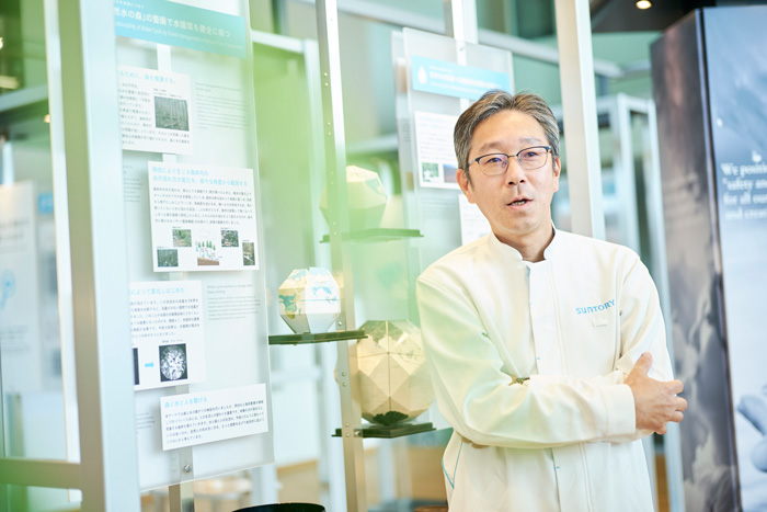 The entrance displaying information on various Suntory research