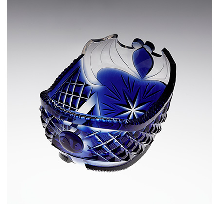 Satsuma Cut-glass Boat-shaped Bowl with Indigo-blue Overlay