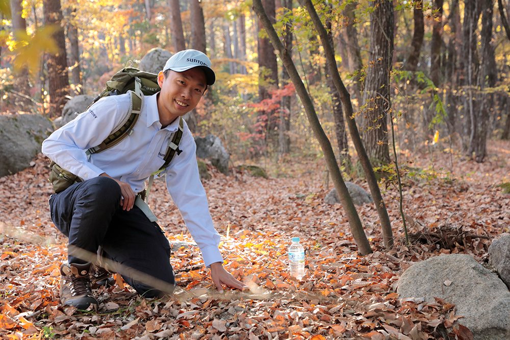 Bequeathing Water to Future Generations and Conveying Its Importance through Mizuiku, Suntory’s Education Program for Nature and Water