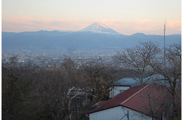 The landscape of the SUNTORY TOMI NO OKA WINERY in 2016
